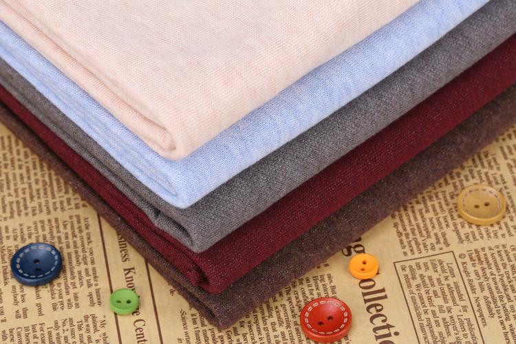 品名:針織布 別名:雙衛(wèi)衣 具體用途:時(shí)裝,休閑服,運(yùn)動(dòng)服,t恤 經(jīng)緯編